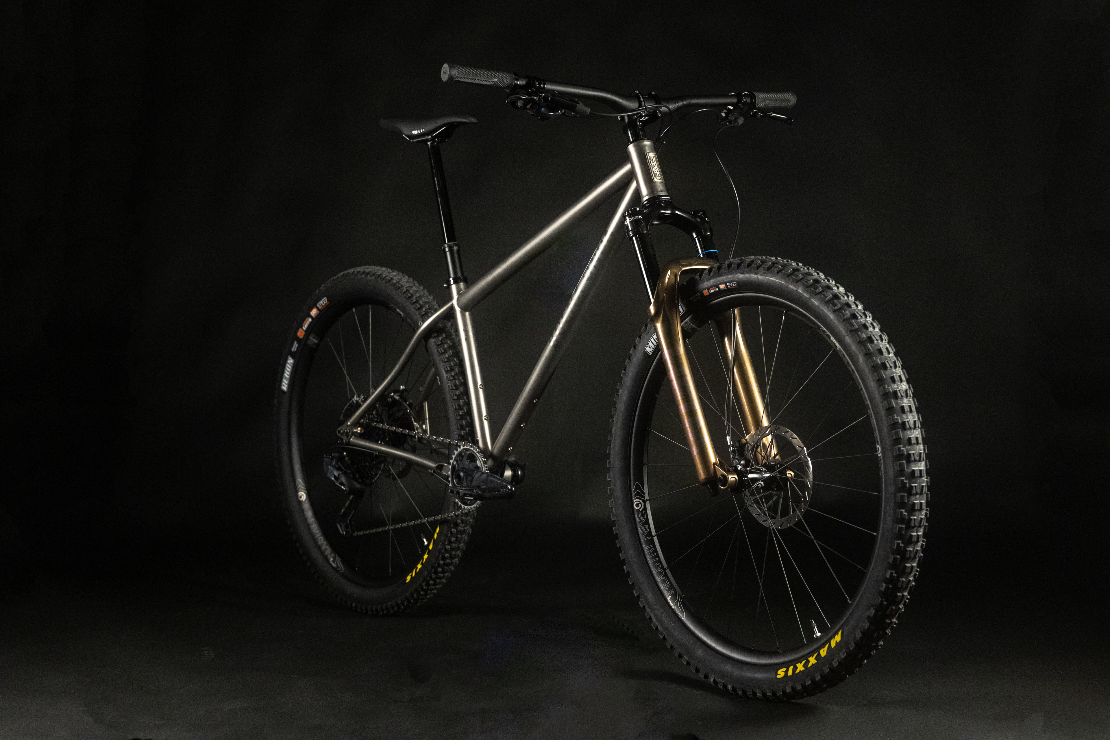 MUSA Custom: Complete Bike